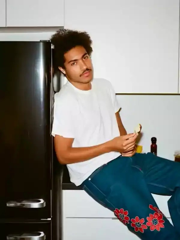 Loading the media file...