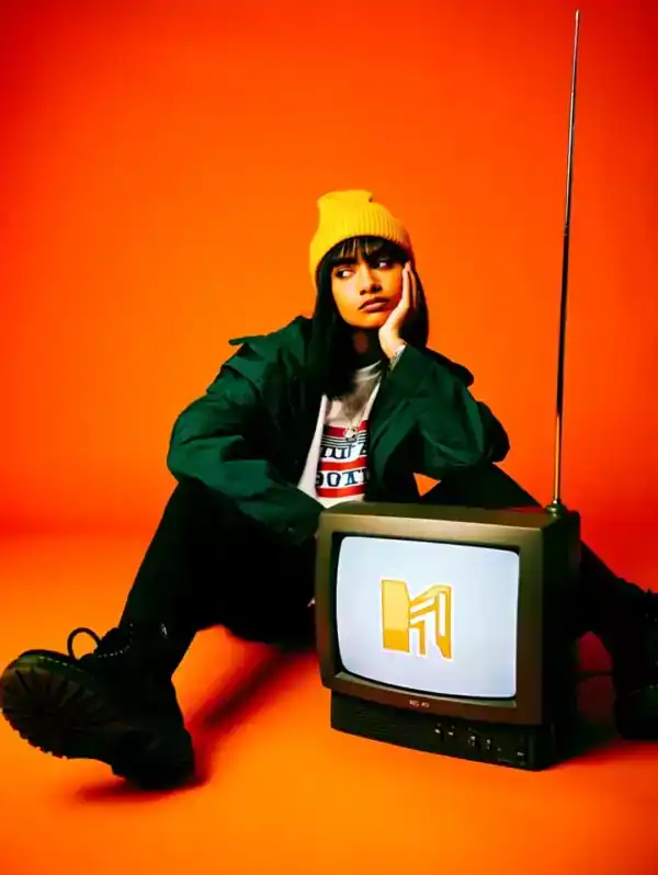 Loading the media file...