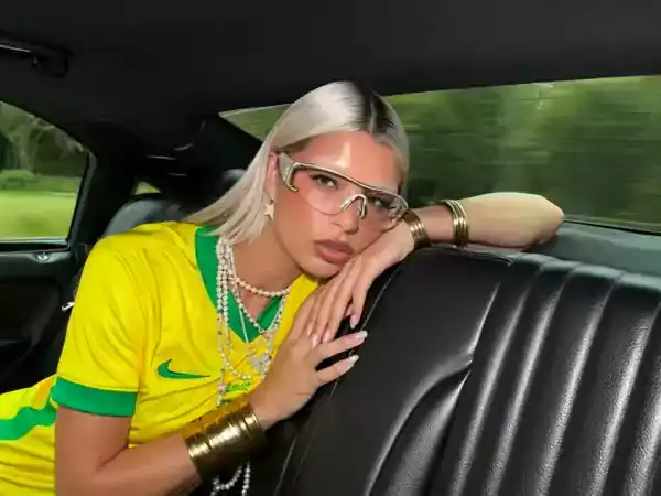 Loading the media file...