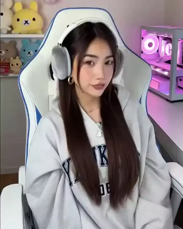 Loading the media file...