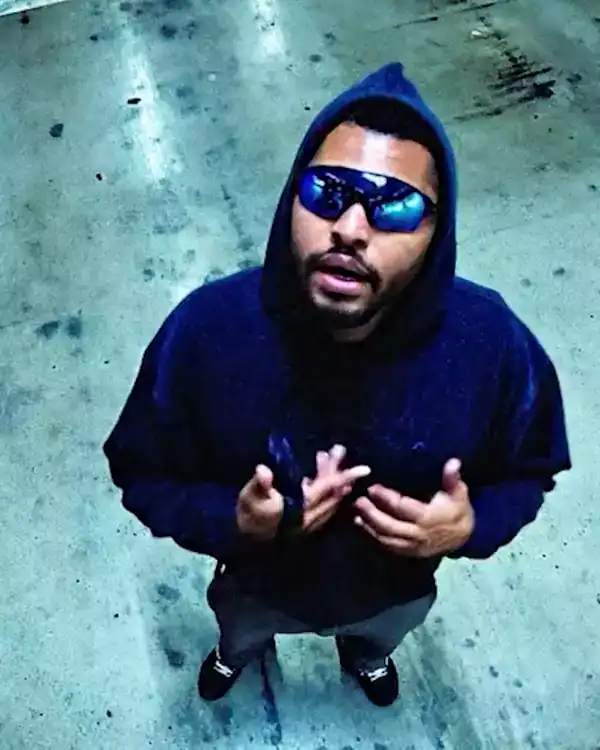 Loading the media file...