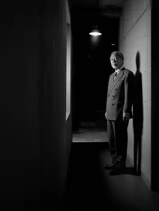 Loading the media file...