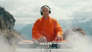 Loading the media file...