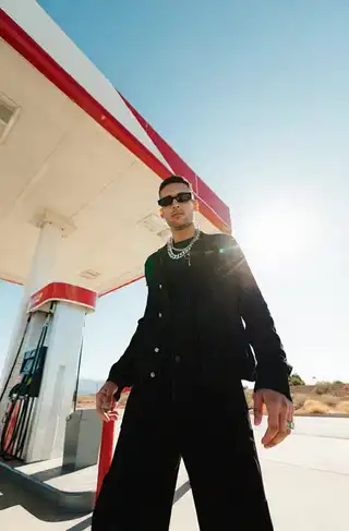 Loading the media file...