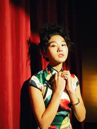 Loading the media file...