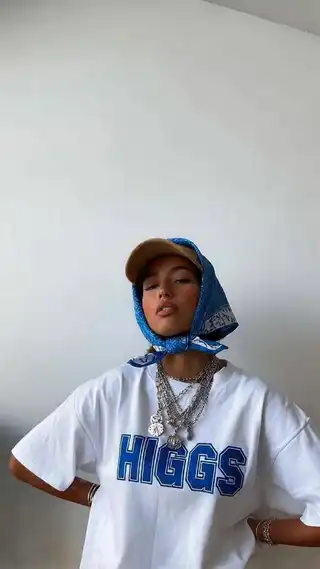 Loading the media file...